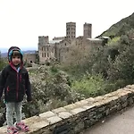 Costa Brava ホステル *