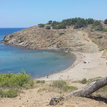 Alberg Costa Brava بيت شباب