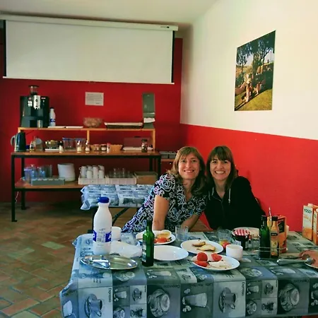 بيت شباب Alberg Costa Brava يانكا