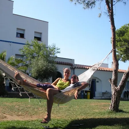 بيت شباب Alberg Costa Brava يانكا